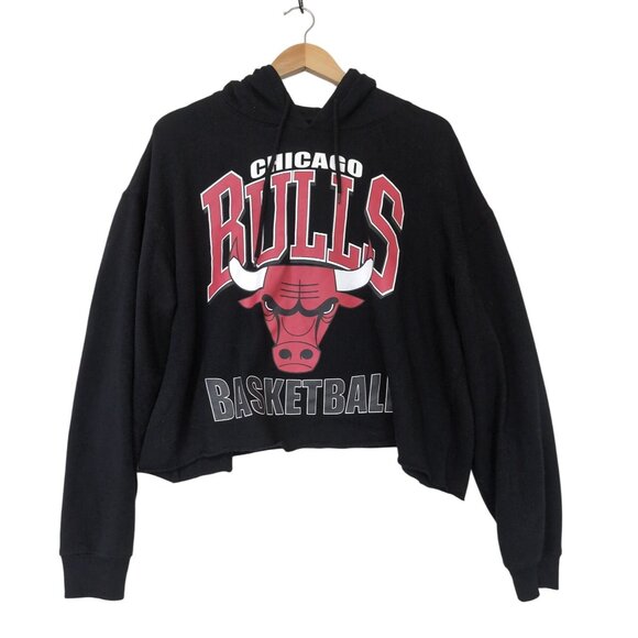 Hybrid Apparel Chicago Bulls Cropped Hoodie‎ Womens L Black Basketball Athletic - Picture 1 of 7